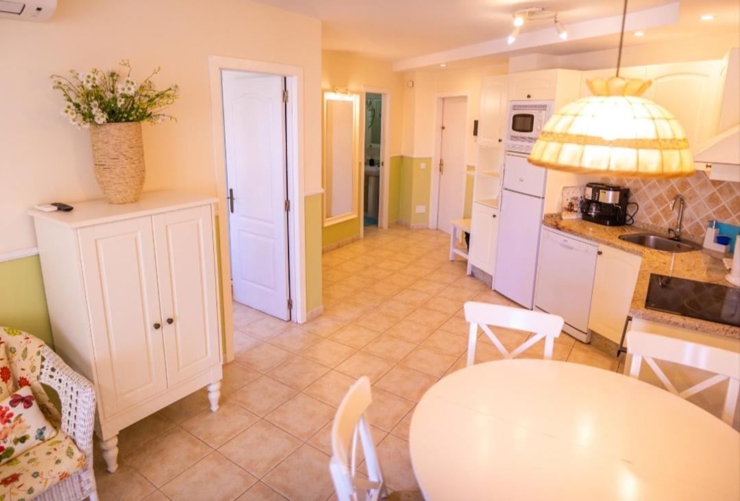 Apartment El Carmen In Los Cristianos لوس كريستيانوس المظهر الخارجي الصورة